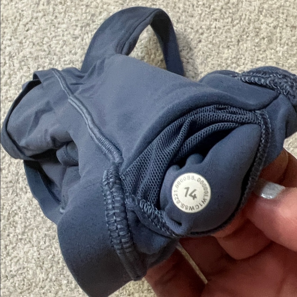 Lululemon Align Tank- Size 14 - Picture 3 of 3